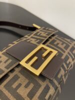 FendI Medium Baguette Bag-26x15x4CM - Image 4