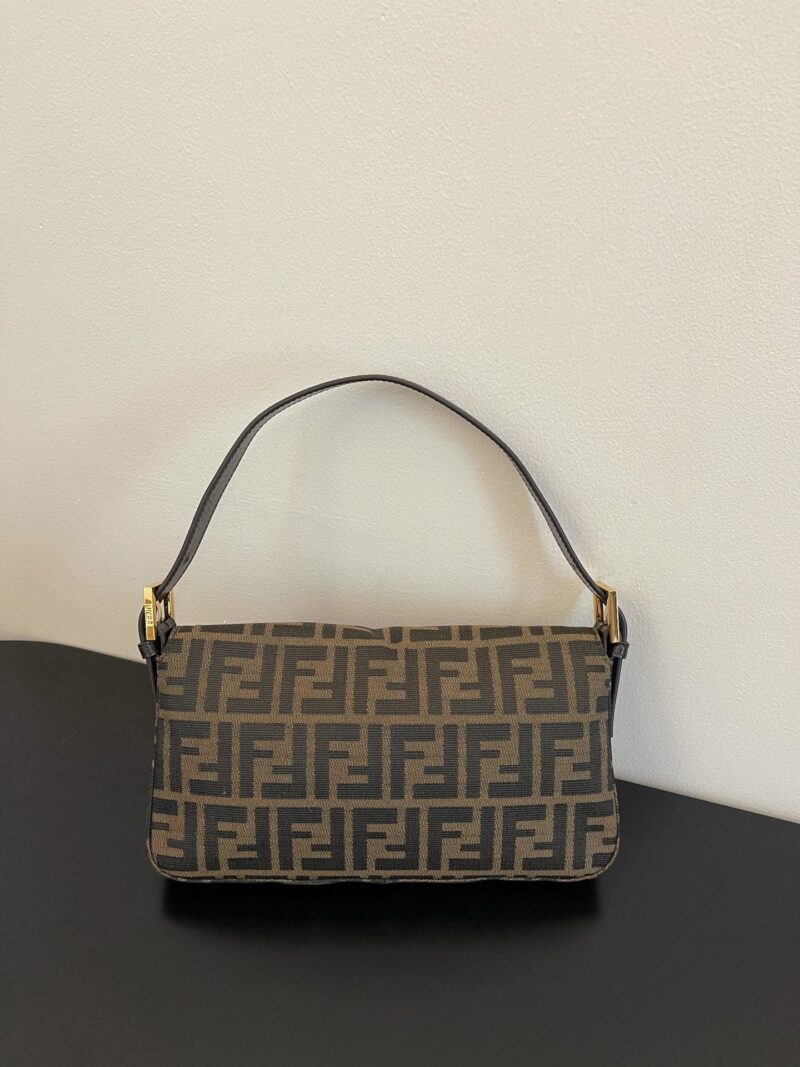 FendI Medium Baguette Bag-26x15x4CM - Image 2