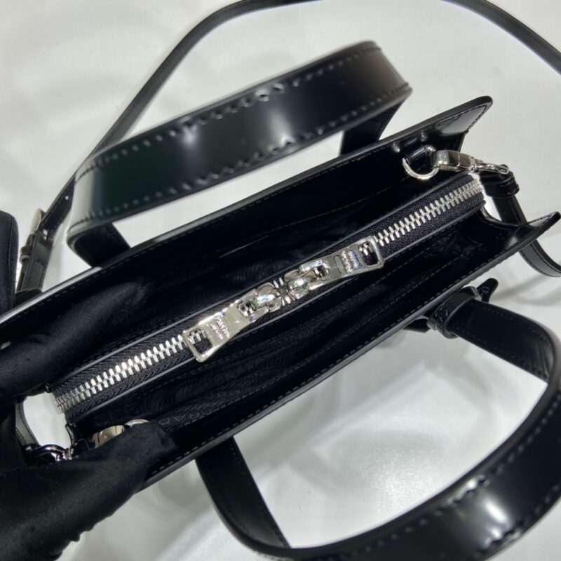 Prada Re-Edition 1BA357 Tote Bag-22*15*6.5CM - Image 8