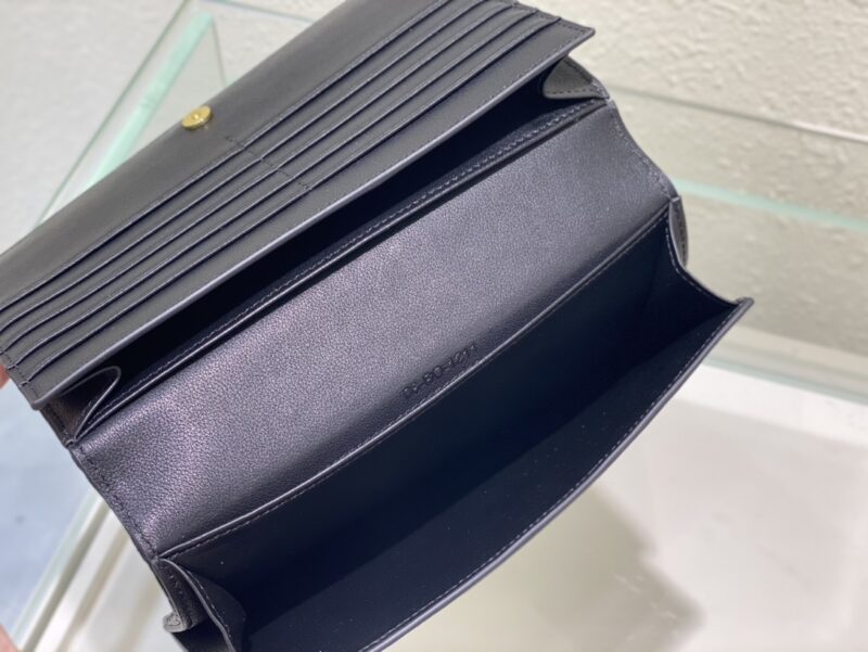 Diro Caro Wallet-19.5CM - Image 5