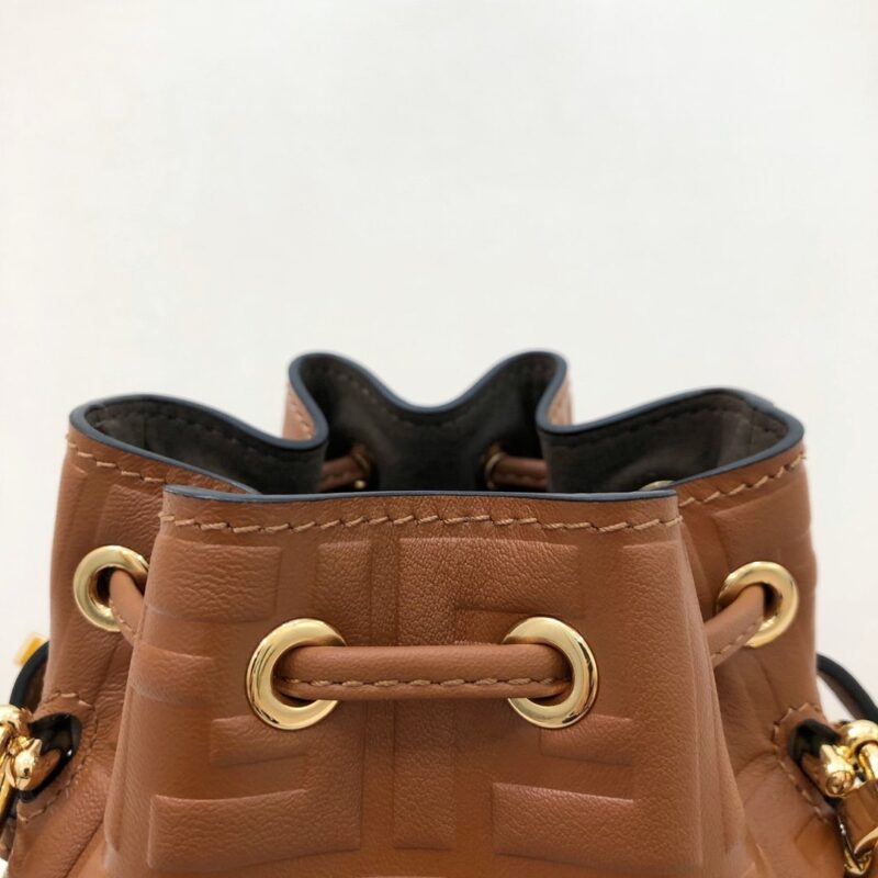 Fendi Mini Mon Tresor Bag -12x18x10CM - Image 2