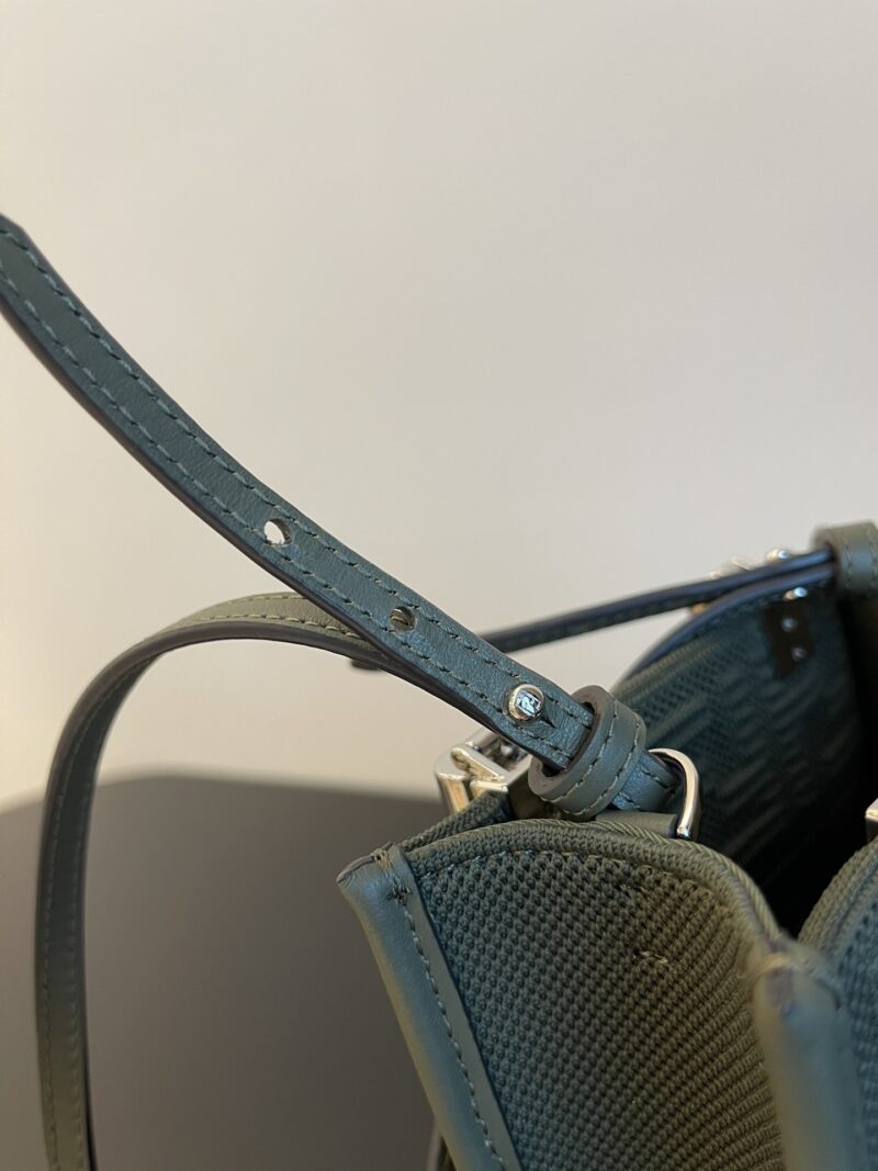 Fendi Sunshine Mini Tote -13x6.5x18CM - Image 2