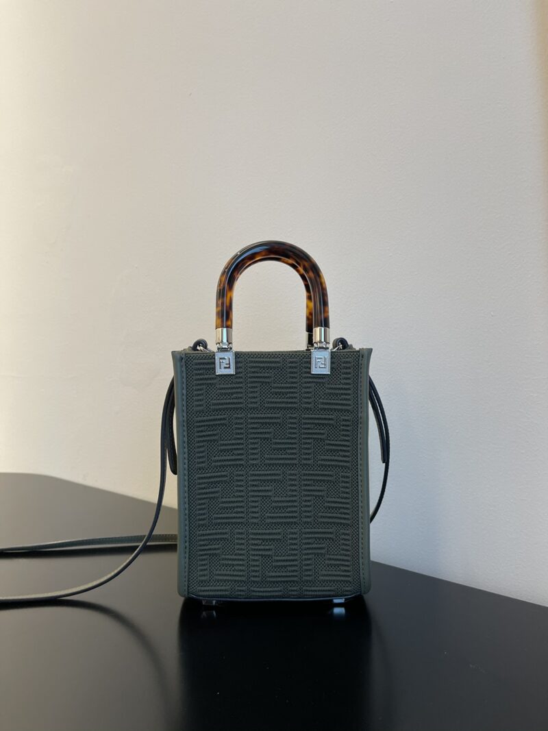 Fendi Sunshine Mini Tote -13x6.5x18CM - Image 4