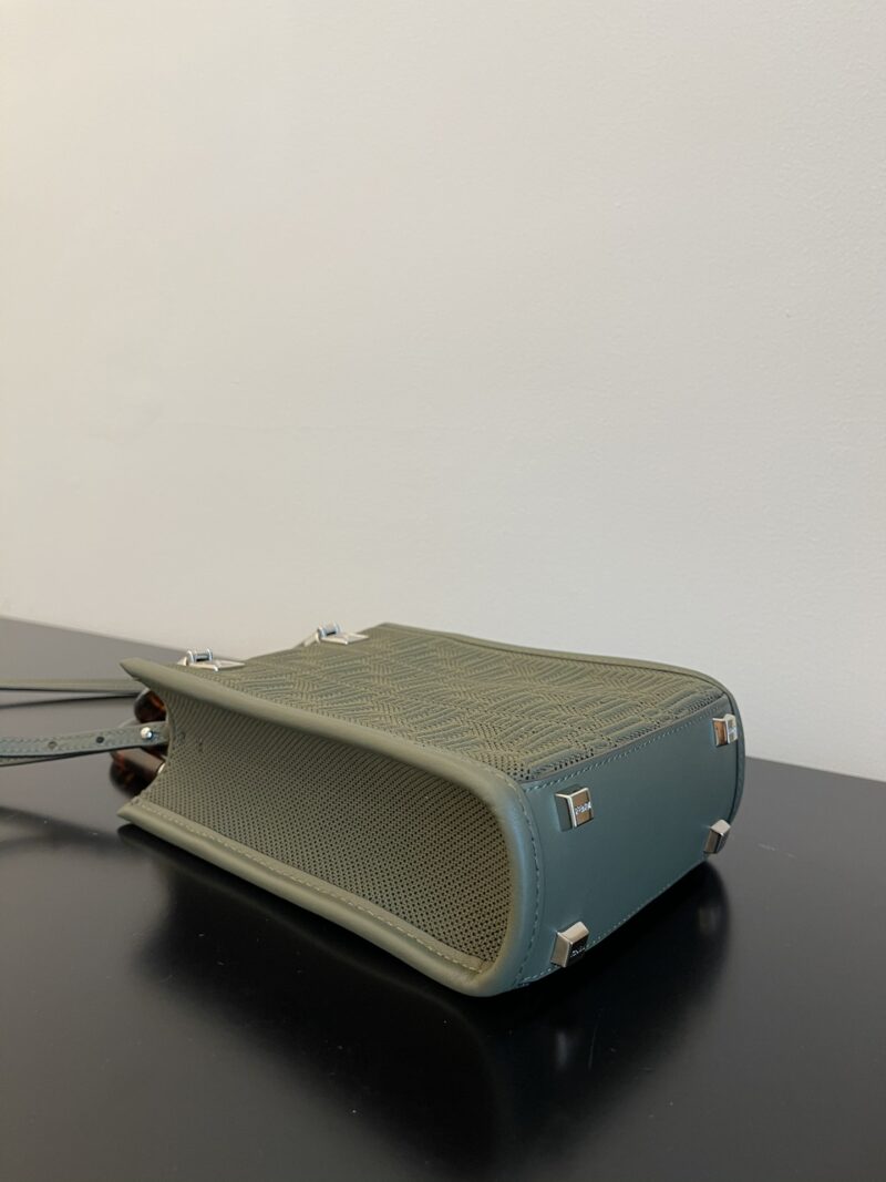 Fendi Sunshine Mini Tote -13x6.5x18CM - Image 6