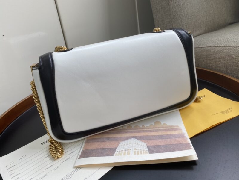 Fendi Medium Baguette Bag-26x15x4CM - Image 8