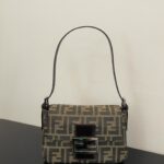 FendI Small Baguette Bag-20x15x9CM