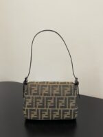 FendI Small Baguette Bag-20x15x9CM - Image 8