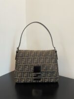 FendI Large Baguette Bag-29x21x12cm