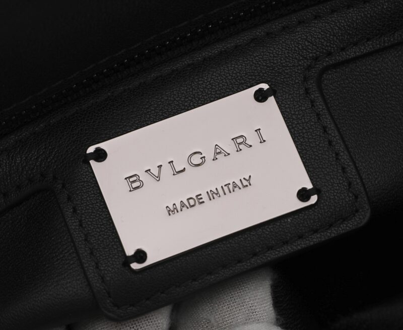 Bvlgari Serpenti Cabochon Bag-22.5 X 15 X 10 CM - Image 4