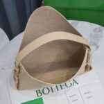 Bottega VenetaCradle Tote-30x23x16CM - Image 5