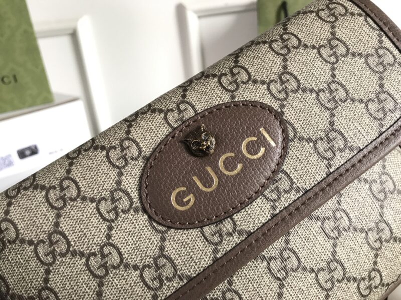GUCCI Vintage GG Supreme Brossbody Bag-20X13X2.5CM - Image 8