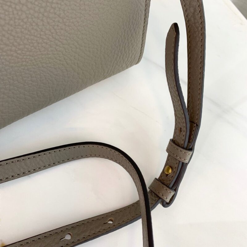 Gucci Handbags-31.5*23*13CM - Image 5