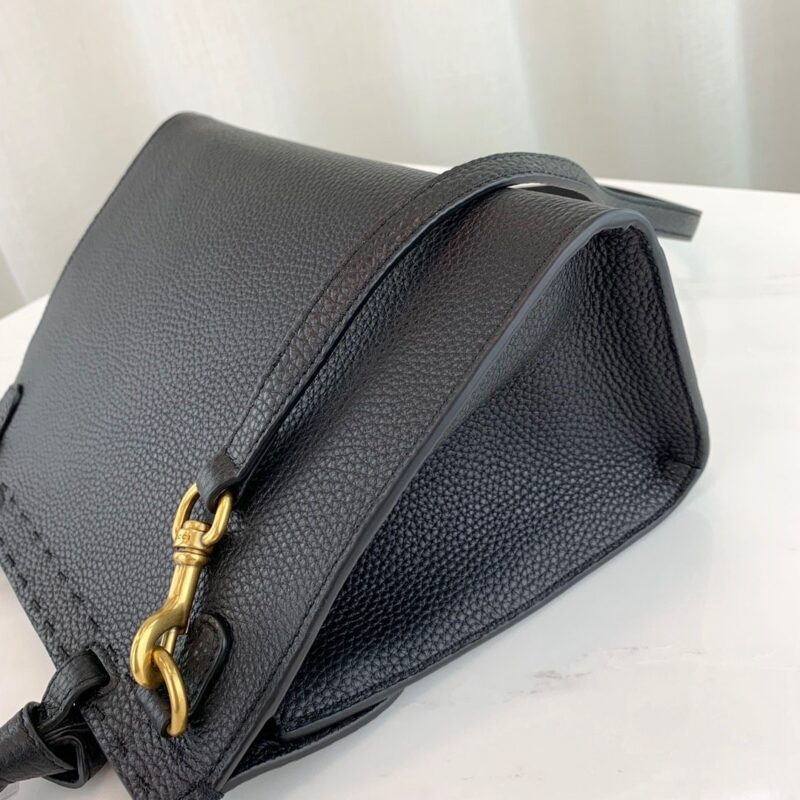 Gucci Handbags-31.5*23*13CM - Image 4