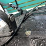 Gucci GG Embossed Crossbody Bag-24*14*7CM - Image 4