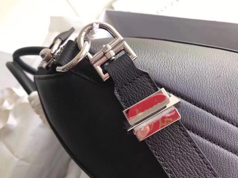 Gienvchy Antigona Tote-33*18*26CM - Image 8