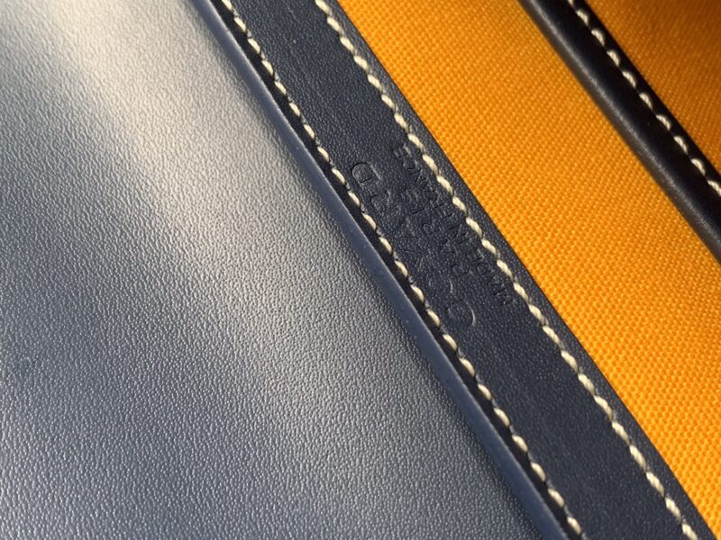 Goyard Coated Canvas and Leather Saigon Top Handle Bag-21CM - Image 4