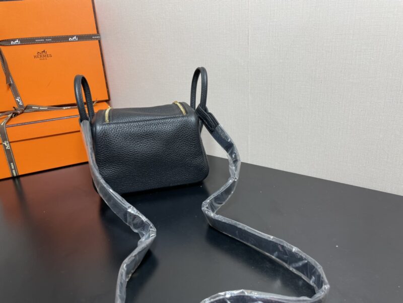 Hermes Lindy 19-Togo Leather-19CM - Image 18
