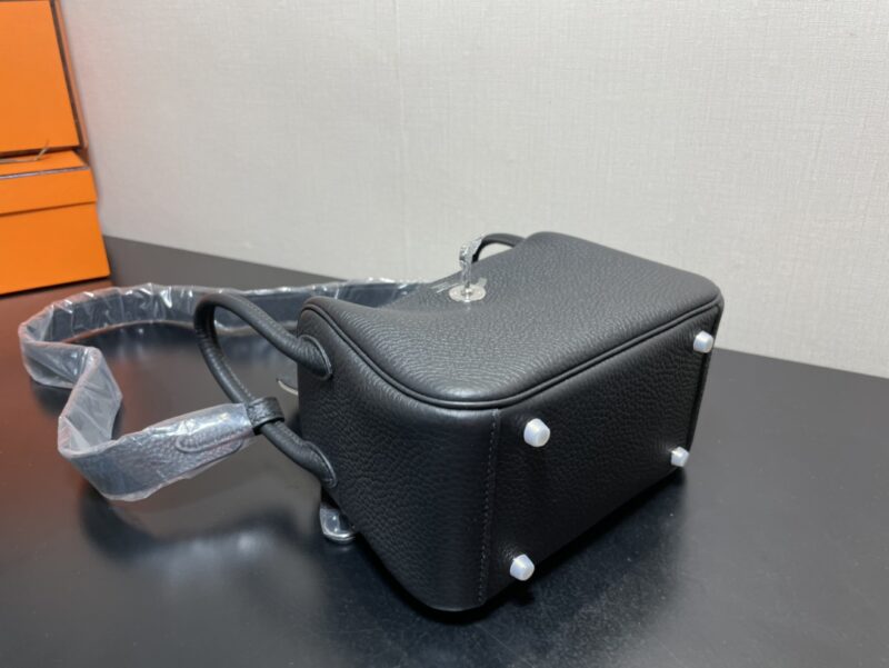 Hermes Lindy 19-Togo Leather-19CM - Image 3