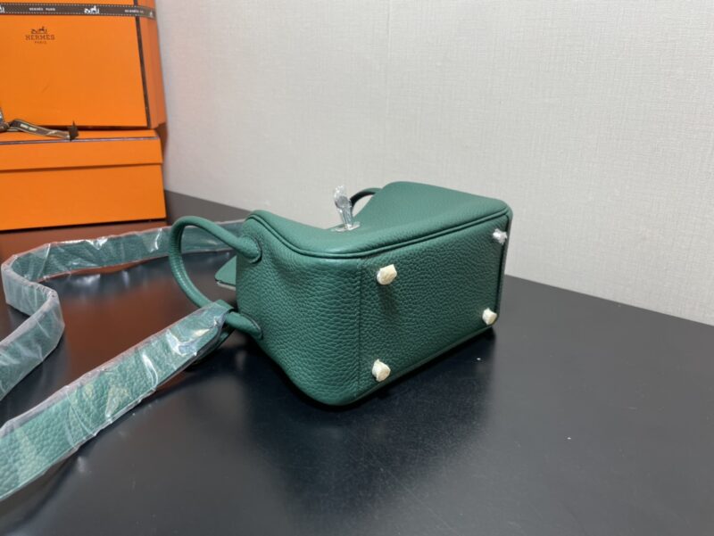 Hermes Lindy 19-Togo Leather-19CM - Image 6