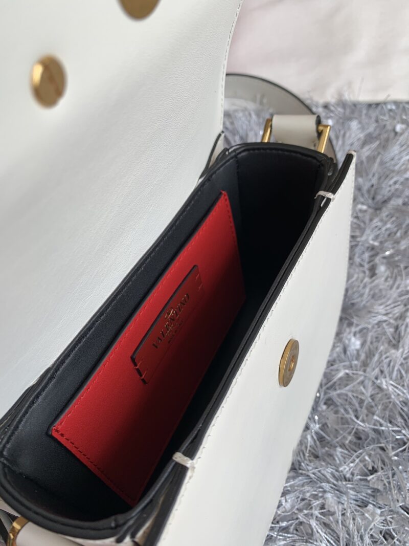 Valentino Garavani Supervee Handbags-18*8*15CM - Image 3