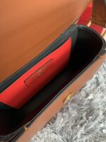 Valentino Garavani Supervee Handbags-18*8*15CM - Image 5