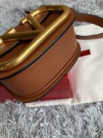 Valentino Garavani Supervee Handbags-18*8*15CM - Image 9