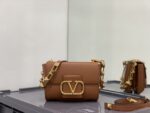 Valentino Handbags-20*15*7CM - Image 2
