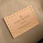 Louis Vuitton Utility Phone Pocket - 16*19*6CM - Image 6