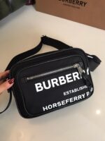 Burberry Crossbody Handbag-22*16*7CM