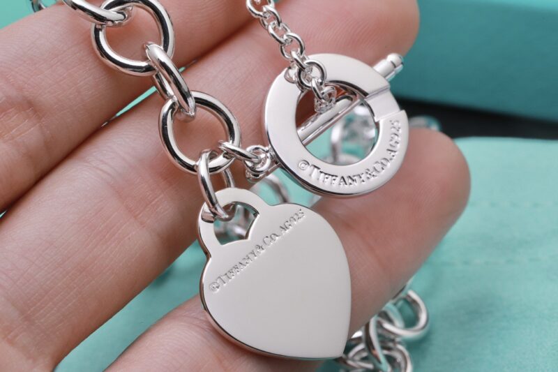 Tiffany Neclace - Image 4