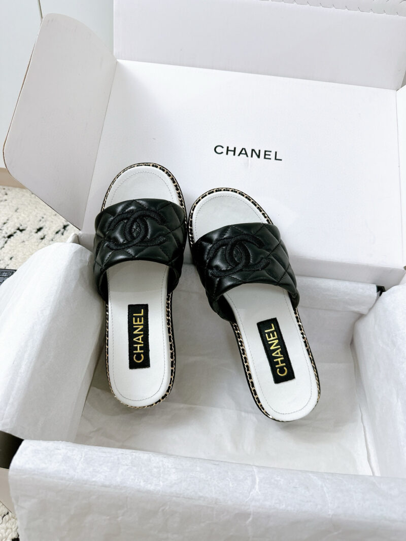 Ch@nel 2025SS Slides - Image 4