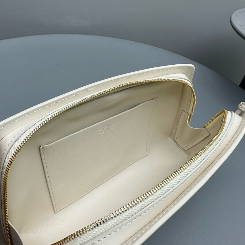 The Row Calfskin Dalia Baguette Bag-27*24*5CM - Image 8