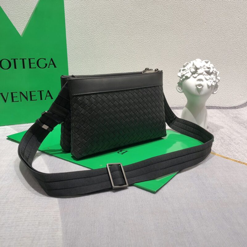 Bottega Veneta Shoulder Bag -26*18*4CM - Image 3