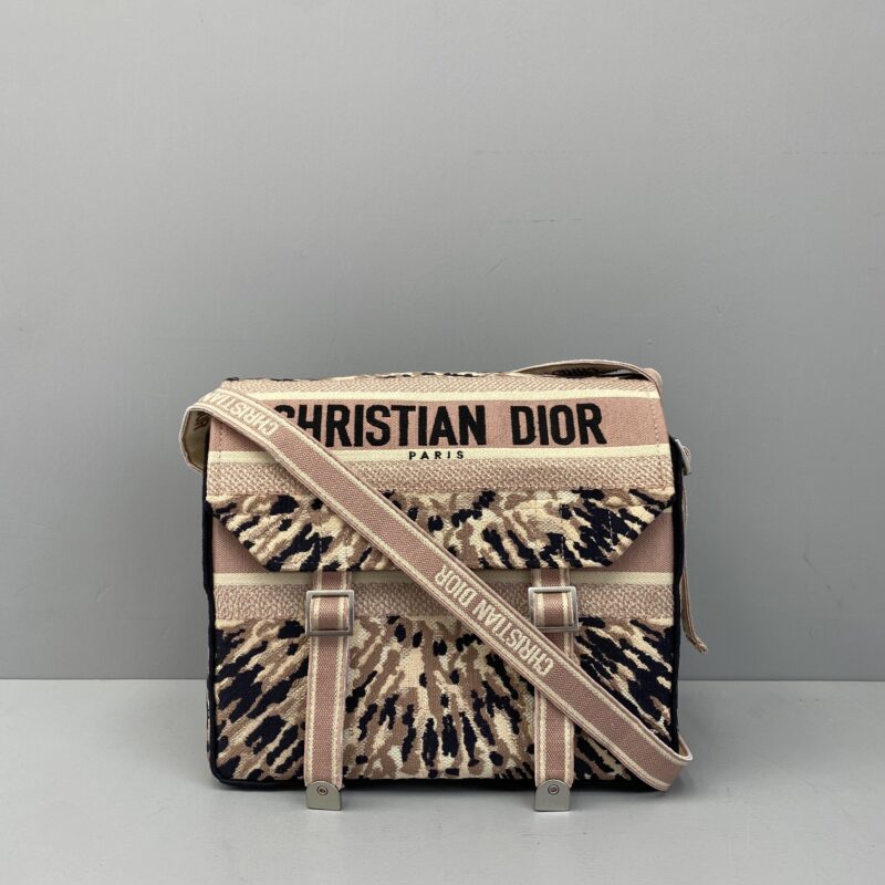 Diro Oblique Messenger Bag-27x28x11CM - Image 2