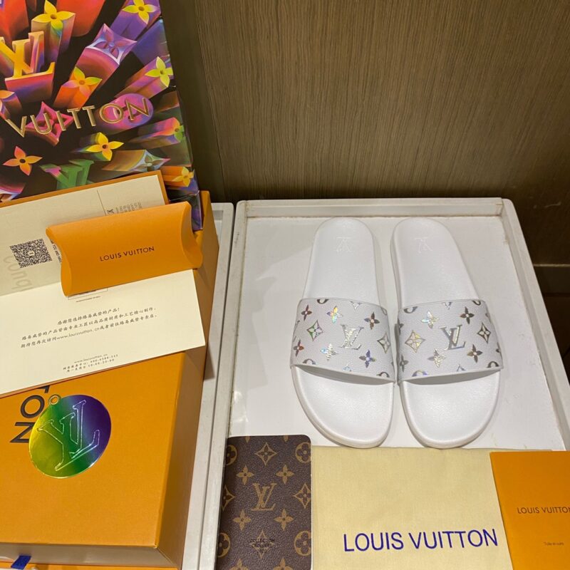 Louis Vuitton Slippers - Image 4