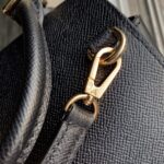 Louis Vuitton Arch Handbags-22*20*13CM - Image 2