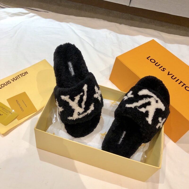 Louis Vuitton Wool Slippers - Image 8