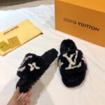 Louis Vuitton Wool Slippers - Image 9