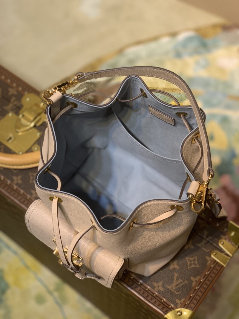 Louis Vuitton Lockme Bucket-20*13*22CM - Image 2