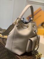 Louis Vuitton Lockme Bucket-20*13*22CM - Image 3