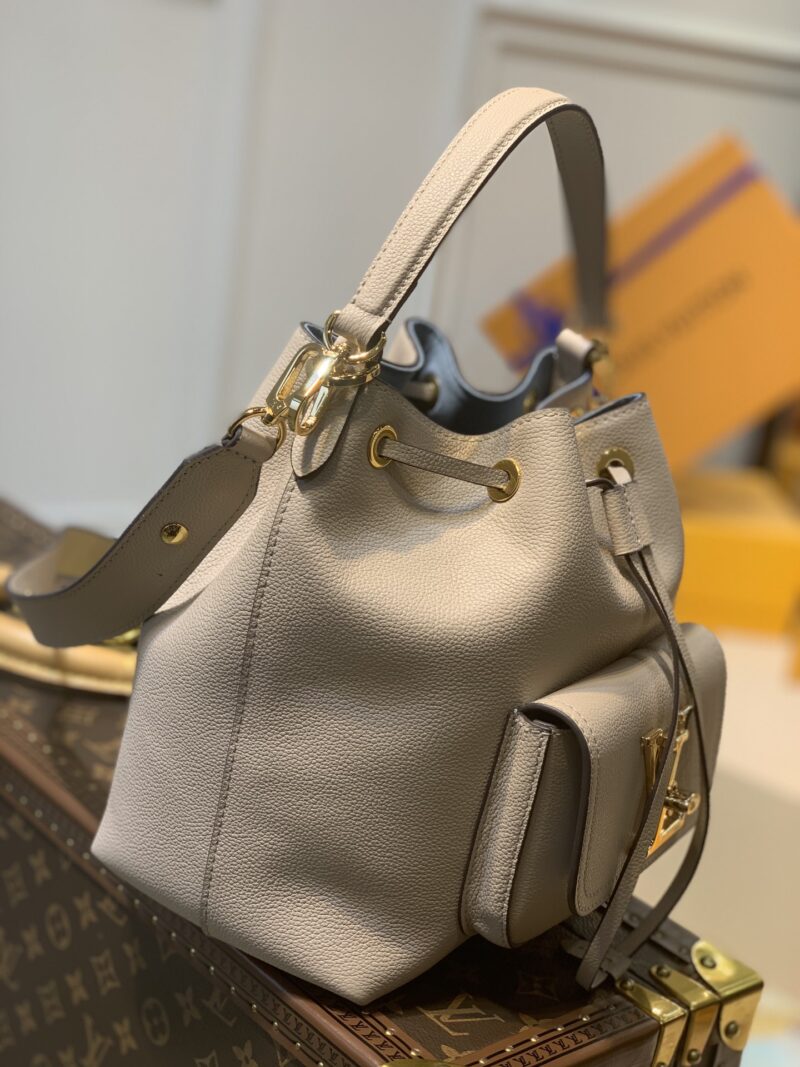 Louis Vuitton Lockme Bucket-20*13*22CM - Image 3