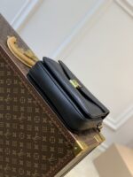 Louis Vuitton Pochette Metis Handbags-25*19*7CM - Image 3