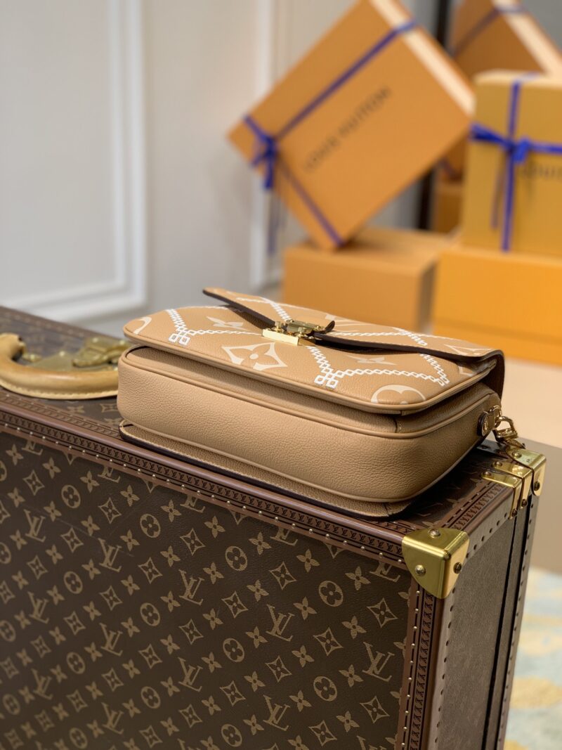 Louis Vuitton Pochette Metis Handbags-25*19*7CM - Image 6