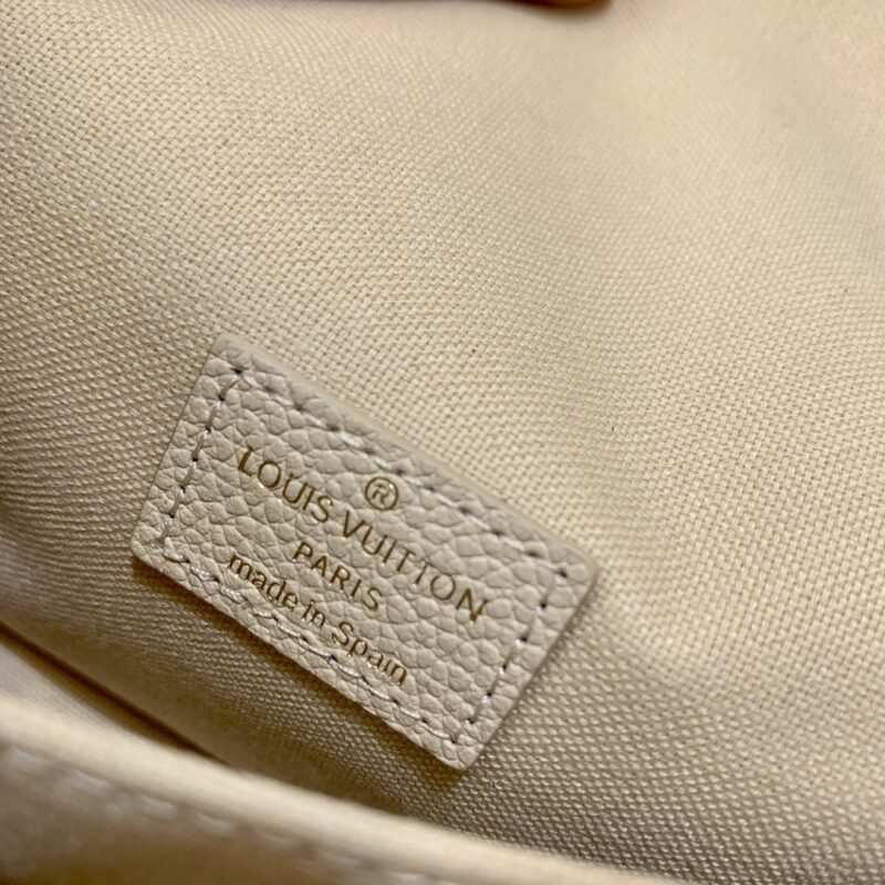 Louis Vuitton Micro Metis Handbags-14*11* 3.5 CM - Image 2