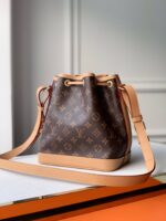 Louis Vuitton NéoNoé Bucket Bag -24 x 22 x 15CM - Image 5
