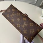 Louis Vuitton Locky BB Bag -21* 17.0*8CM - Image 6