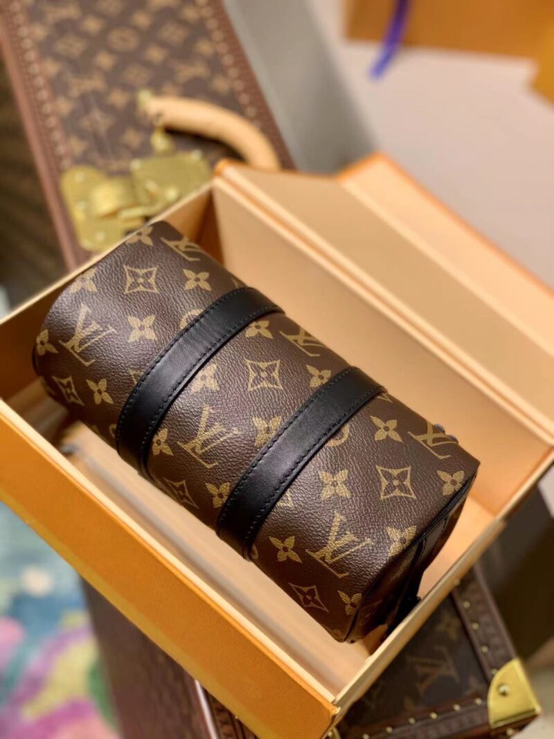 Louis VuittonZoooom with Friends-21×10×12CM - Image 2