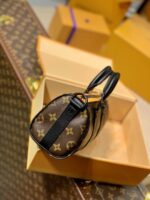 Louis VuittonZoooom with Friends-21×10×12CM - Image 8