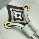 Louis Vuitton Wild at Heart NéoNoé Bucket Bag -26X22X27CM - Image 2