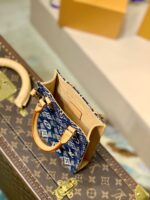 Louis Vuitton Petie Sac Plat Tote-17*14*5.5CM - Image 7